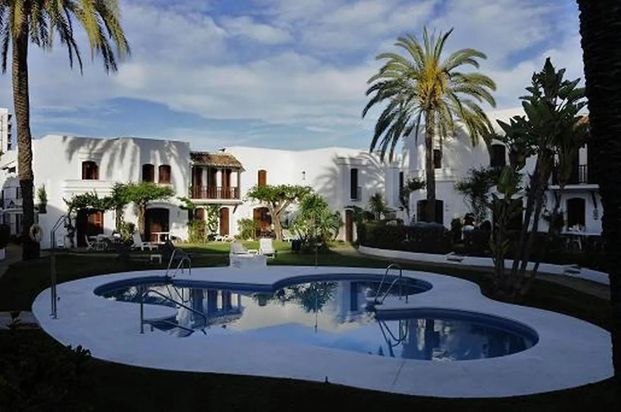 Estepona - Playa - Estudio Con Terraza Solarium Pi16 Apartamento